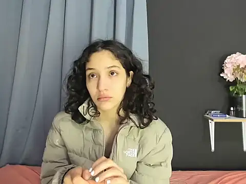 Snapshot of TeensNews18 chatting on November 2025 11:11:01 AM TeensNews18 online show from November 2025 11:11:01 AM