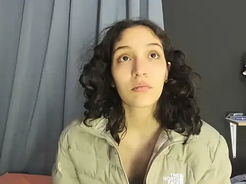 Snapshot of TeensNews18 chatting on November 2025 11:21:02 AM TeensNews18 online show from November 2025 11:21:02 AM