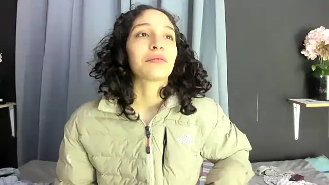 Snapshot of TeensNews18 chatting on November 2025 11:53:01 AM TeensNews18 online show from November 2025 11:53:01 AM