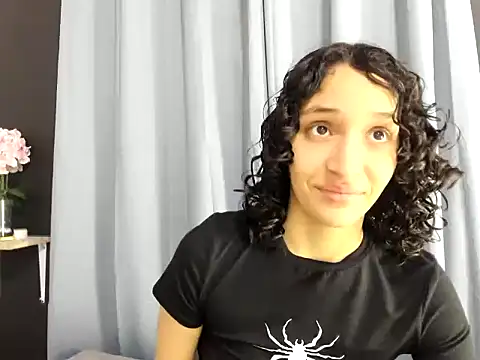 Snapshot of TeensNews18 chatting on November 2025 11:47:02 AM TeensNews18 online show from November 2025 11:47:02 AM