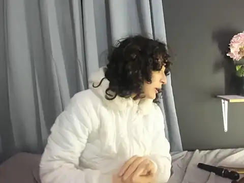 TeensNews18 online show from December 2025 11:23:02 PM