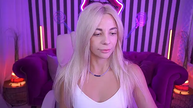 BellaRayyy online show from May 2026 12:56:01 PM