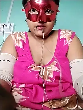 Snapshot of mimi87hoty chatting on December 2025 02:36:02 PM mimi87hoty online show from December 2025 02:36:02 PM