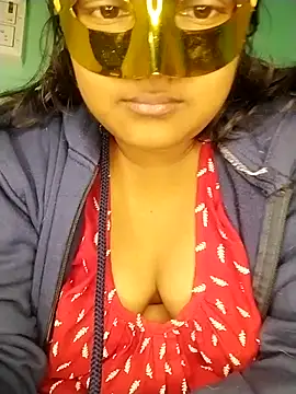 Snapshot of mimi87hoty chatting on January 2026 05:38:02 PM mimi87hoty online show from January 2026 05:38:02 PM