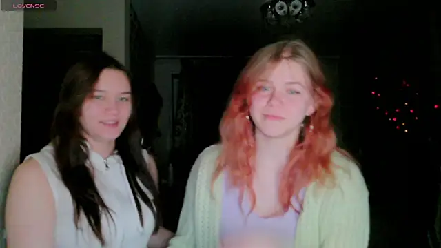 Poppy sun online show from November 2025 07:43:01 PM