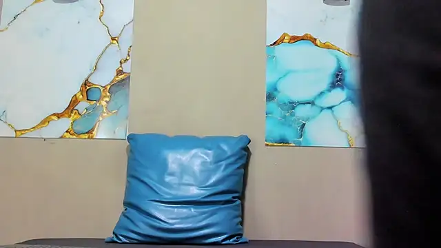 DOUGLAS 099 online show from November 2025 01:22:02 PM