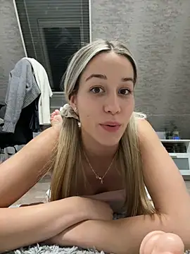 miaistlive online show from October 2025 08:29:01 PM