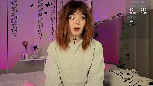 Snapshot of RileyVice chatting on November 2025 09:01:02 AM RileyVice online show from November 2025 09:01:02 AM