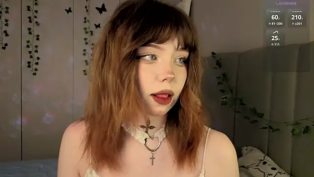 Snapshot of RileyVice chatting on December 2025 09:04:01 AM RileyVice online show from December 2025 09:04:01 AM