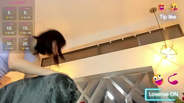 Candy Hott7 online show from October 2025 07:58:02 PM