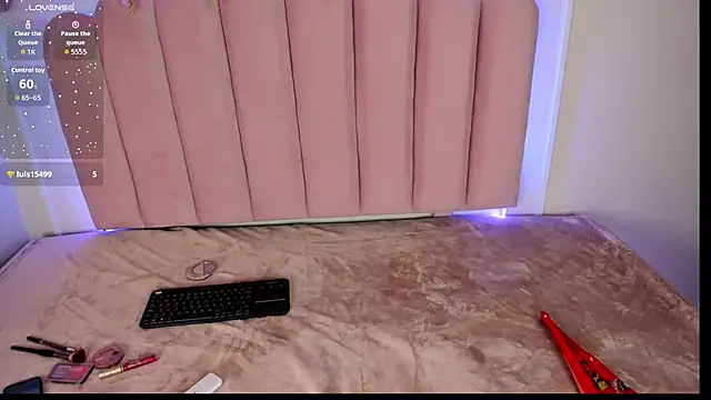 MissCandyliciouss online show from September 2025 01:25:02 PM