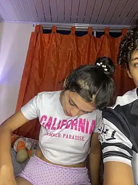 Nezuko-uWux online show from September 2025 06:28:02 AM