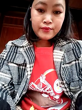 maycuc123 online show from January 2026 12:47:01 AM