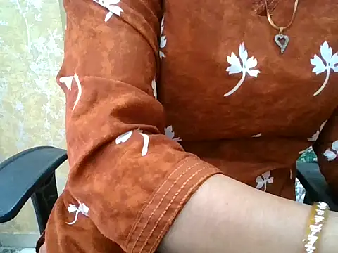 Snapshot of Roshani_hoty chatting on May 2026 07:26:02 AM Roshani hoty online show from May 2026 07:26:02 AM