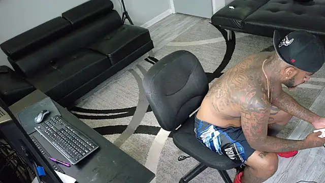 Snapshot of SLANGONDEMHOES chatting on September 2025 03:45:01 PM SLANGONDEMHOES online show from September 2025 03:45:01 PM