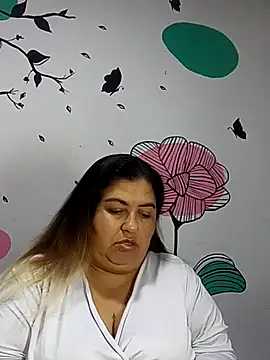 curvy diva  online show from October 2025 11:10:01 AM