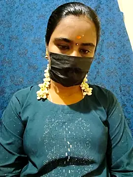 mini-queen online show from November 2025 09:02:02 AM