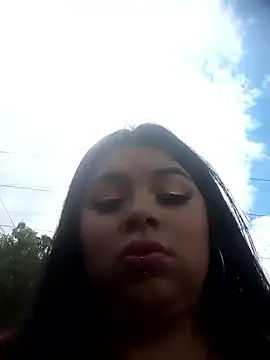 snow belle online show from January 2026 03:06:01 PM