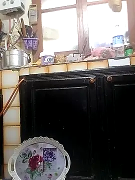 Snapshot of Mayamimi chatting on October 2025 07:42:01 AM Mayamimi online show from October 2025 07:42:01 AM