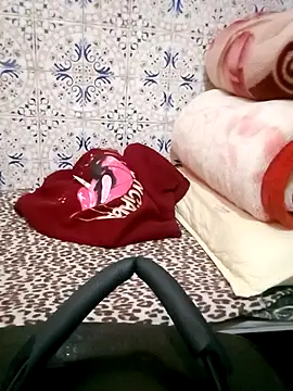 Snapshot of Mayamimi chatting on November 2025 01:37:01 PM Mayamimi online show from November 2025 01:37:01 PM