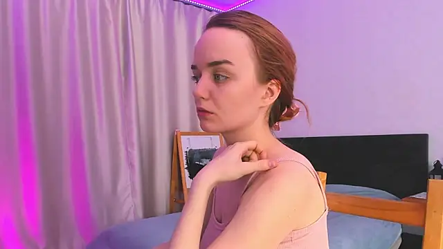 JanetShy online show from November 2025 07:05:02 AM