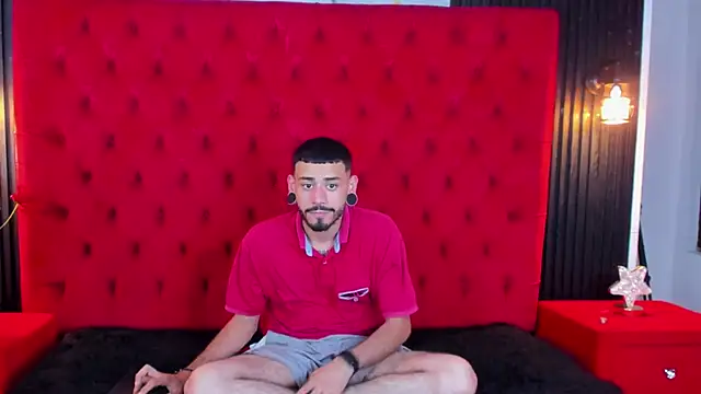 Snapshot of rolo_martinez chatting on September 2025 01:39:01 AM rolo martinez online show from September 2025 01:39:01 AM
