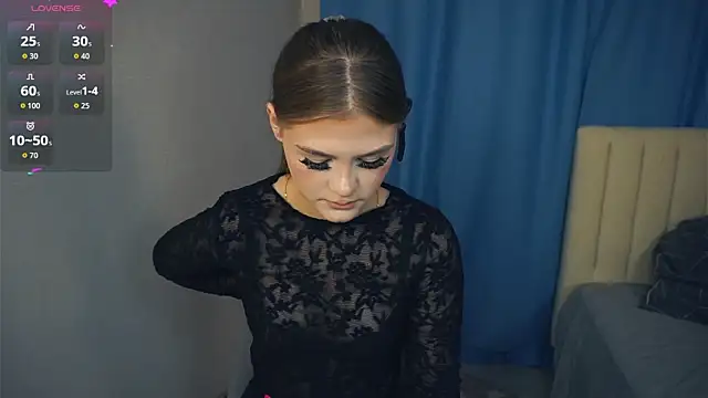 LilyHeupel online show from October 2025 06:58:02 AM