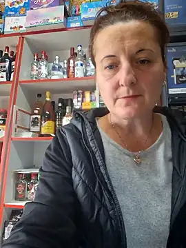 Fluturas2 online show from October 2025 12:12:02 PM