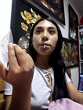 AmberGold- online show from October 2025 10:47:02 PM