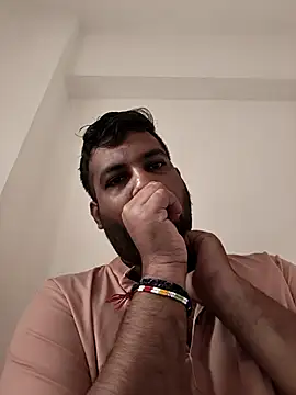 Snapshot of vinay_smalldick chatting on April 2026 01:19:01 AM vinay smalldick online show from April 2026 01:19:01 AM