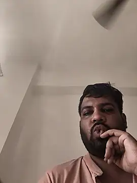 Snapshot of vinay_smalldick chatting on April 2026 02:58:01 AM vinay smalldick online show from April 2026 02:58:01 AM