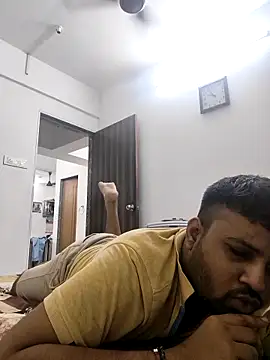 Snapshot of vinay_smalldick chatting on May 2026 04:25:01 PM vinay smalldick online show from May 2026 04:25:01 PM