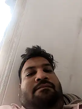 Snapshot of vinay_smalldick chatting on May 2026 06:33:02 AM vinay smalldick online show from May 2026 06:33:02 AM