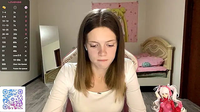 VibeQueenLucy online show from September 2025 04:12:02 PM