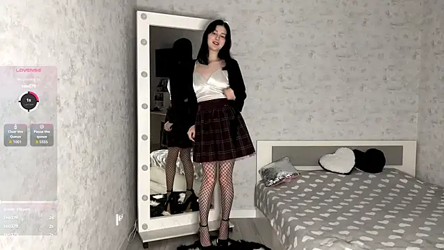 FakeLamb online show from November 2025 09:14:02 PM