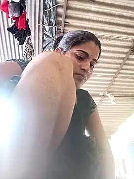 Hansini Gowda online show from November 2025 05:31:01 AM