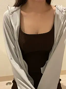 Snapshot of yayoi_jp chatting on November 2025 03:25:02 PM yayoi jp online show from November 2025 03:25:02 PM