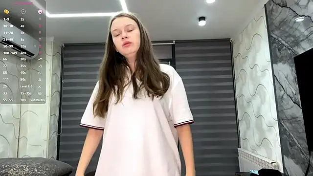 CharlynDini online show from October 2025 05:24:01 AM