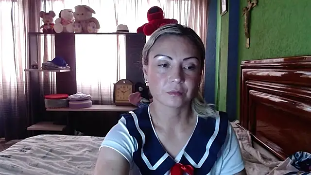  Charlize theron  online show from September 2025 08:10:02 PM