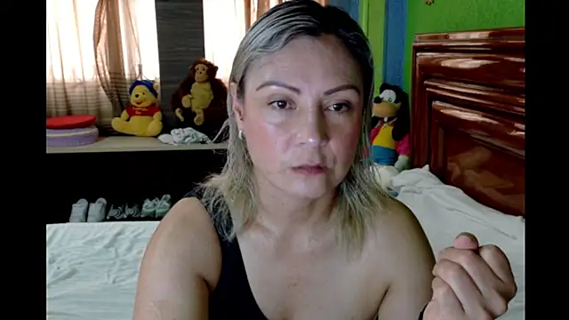  Charlize theron  online show from February 2026 05:10:01 PM