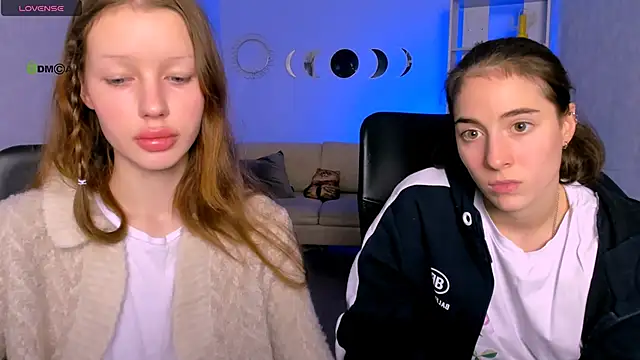 khloebeauty online show from November 2025 08:58:02 PM