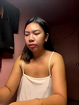 Snapshot of aniya_04 chatting on October 2025 04:47:02 PM aniya 04 online show from October 2025 04:47:02 PM