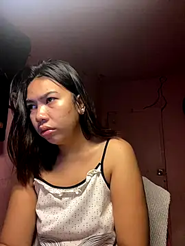 Snapshot of aniya_04 chatting on October 2025 09:14:02 PM aniya 04 online show from October 2025 09:14:02 PM
