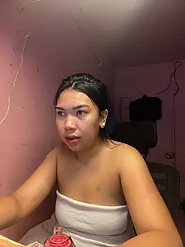 Snapshot of aniya_04 chatting on October 2025 10:44:01 PM aniya 04 online show from October 2025 10:44:01 PM