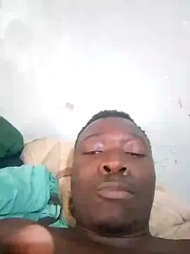 Snapshot of Mrhugeblack chatting on October 2025 08:55:02 AM Mrhugeblack online show from October 2025 08:55:02 AM