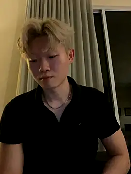 zachlee 69 online show from December 2025 06:45:01 PM