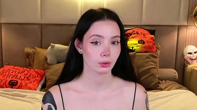 Goldy Stark online show from November 2025 08:33:02 PM