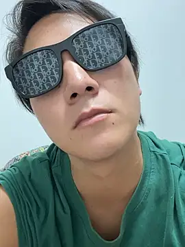 Snapshot of erokami36 chatting on September 2025 01:23:02 PM erokami36 online show from September 2025 01:23:02 PM