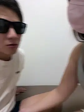 Snapshot of erokami36 chatting on November 2025 04:19:02 PM erokami36 online show from November 2025 04:19:02 PM