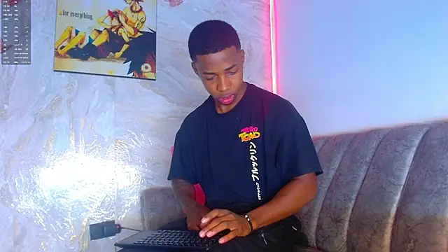 maicoljorda online show from November 2025 01:15:02 PM